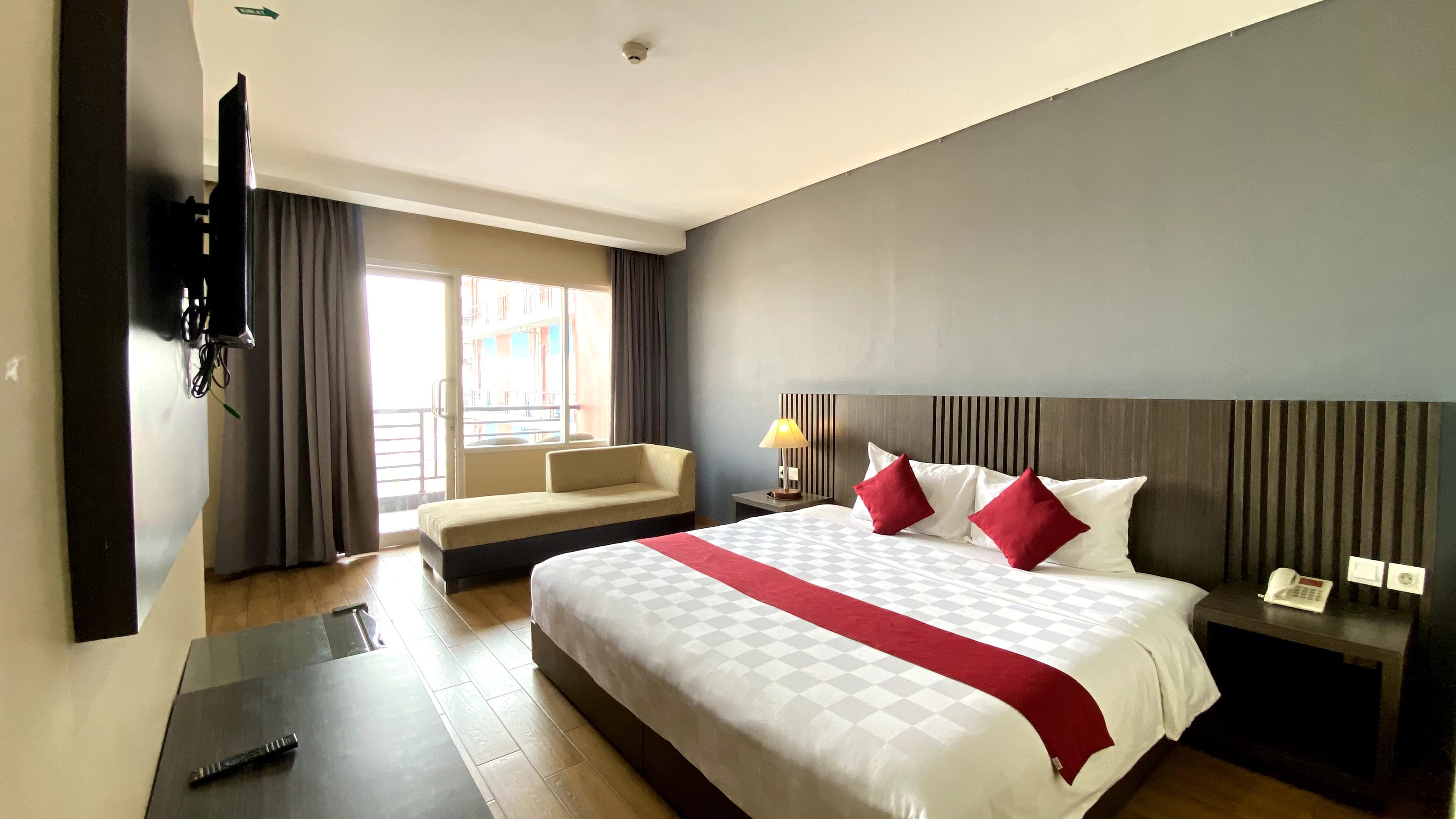 Executive Room